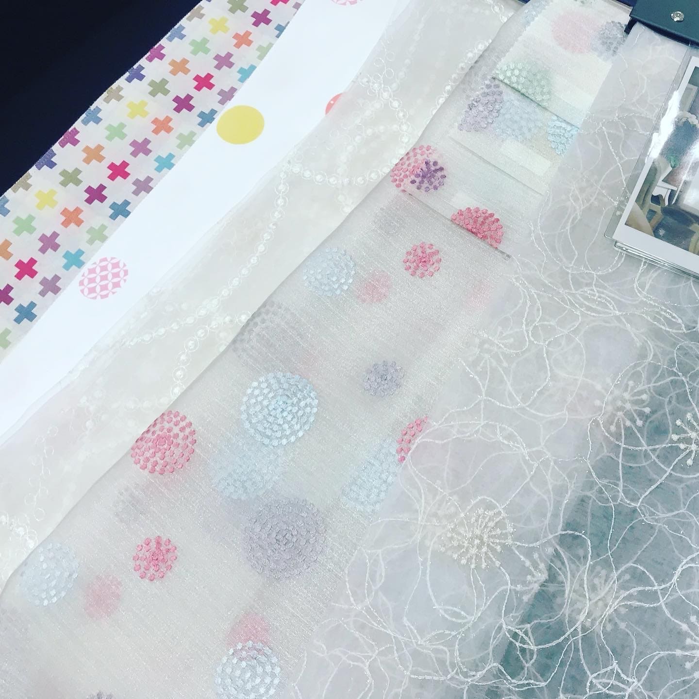 理想のカーテンに出逢えます。